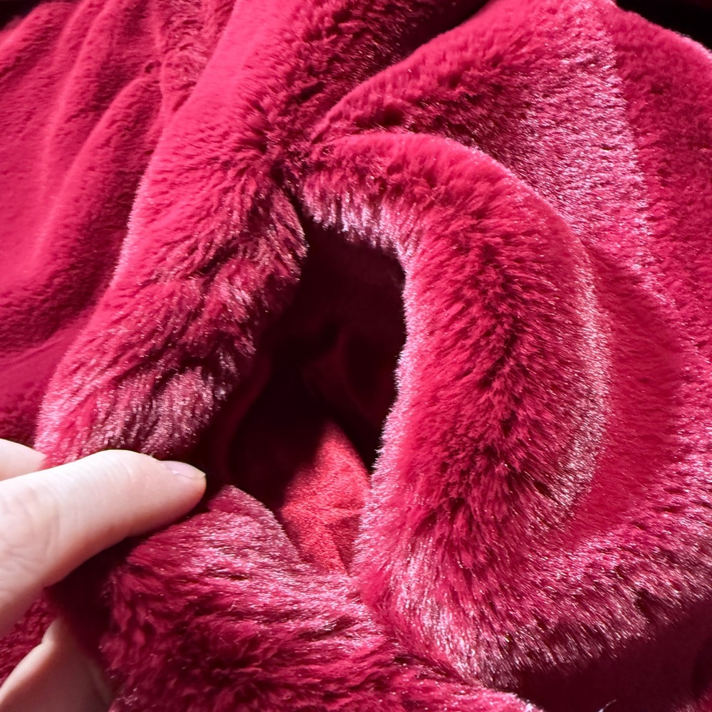 Christian Siriano Faux Fur Coat Women Medium Burgundy Red Plush Luxury Jacket - Picture 2 of 9